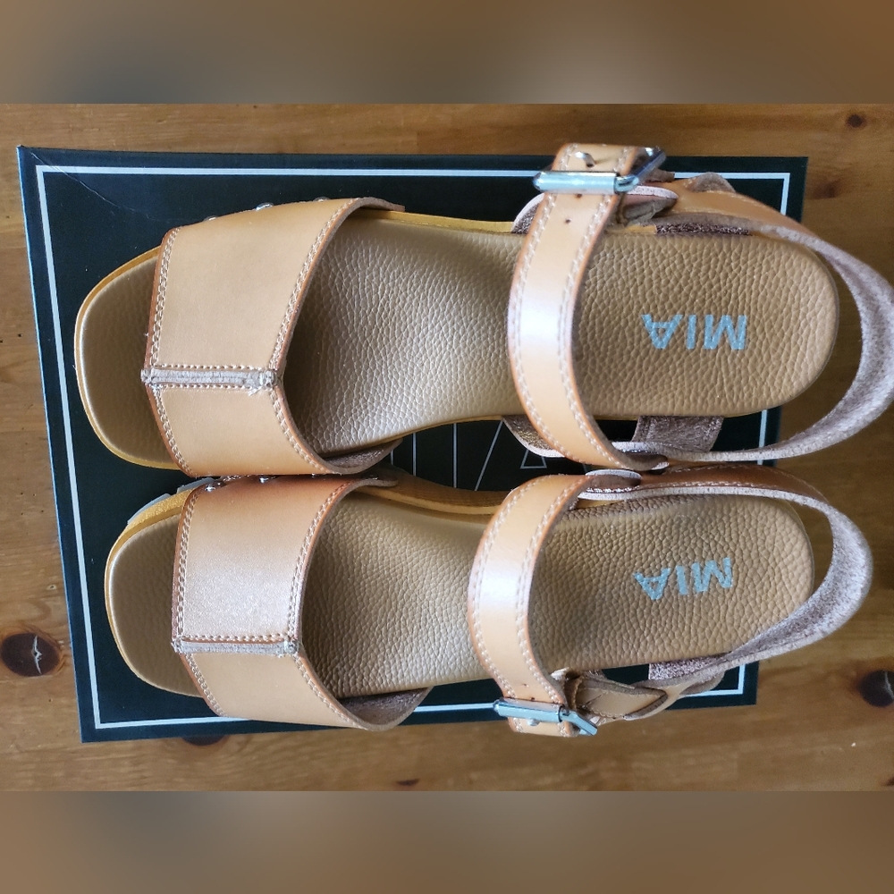 Mia Daniella clog size 6.5 - Picture 9 of 13